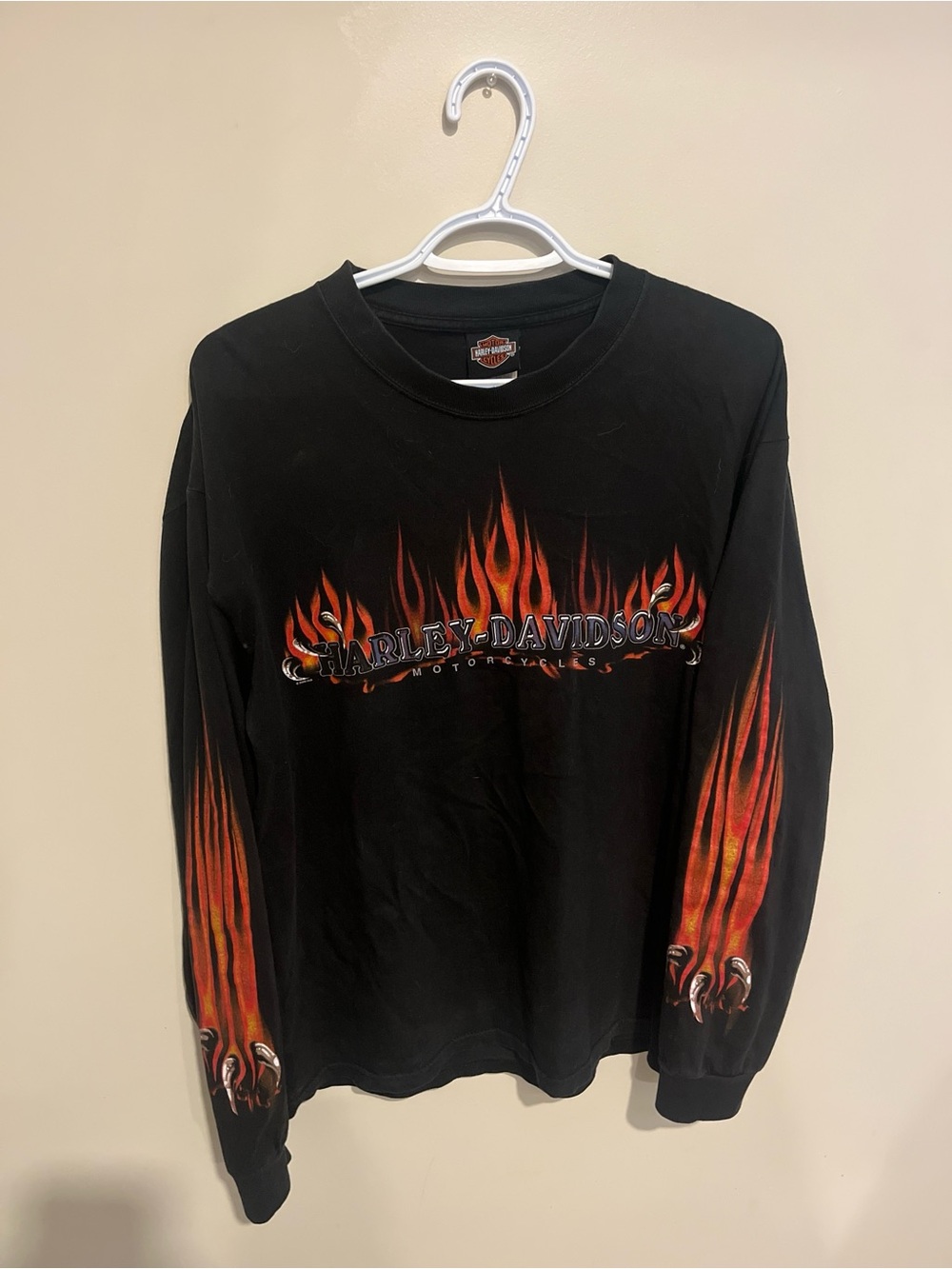 Harley-Davidson Black Long Sleeve Flame Logo Tee HANES BEEFYT